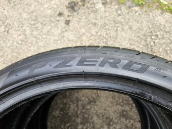 245/35ZR20 (95Y) Pirelli P Zero AMV 7mm - 8