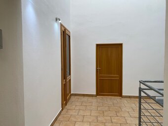 Pronájem komerční prostor, Nový Jičín, Masarykovo náměstí - 8