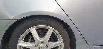 Honda Accord 2.0 SPORT - 8