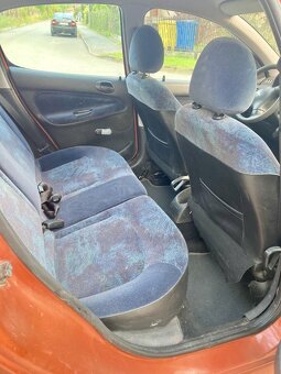 Peugeot 206/1.6 - 8