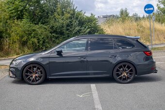 Seat Leon ST CUPRA R 2.0 TSI CARBON EDITION 4x4 - 8