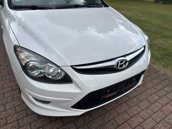 Hyundai i30 CW 1.6Crdi 66kw FIFA - 8