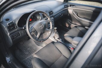 Toyota Avensis D4D 2,2 CR 110kW 6kvalt 1. majitelka - 8