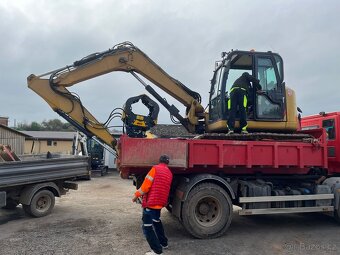 Sortýrovací drapák MB CRUSHER - 8