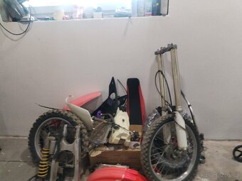 Honda cr 250 - 8