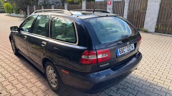 Volvo V40 1.9D - 8