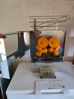 Lis na pomeranče / džusovač - 8