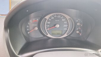 Hyundai Tucson - 8