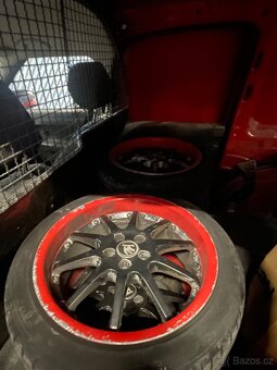 Škoda praktik 1.2 51 kw - 8