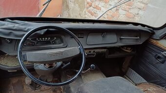 Škoda 1203 zo šiltom - 8