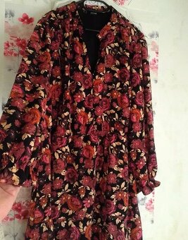 Pěkné květované šaty 52 - 8