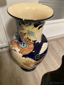 Čínská váza velká s motivem draků 66 cm výška - 8