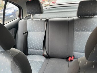 Škoda Octavia 1.6, 2001 - 8