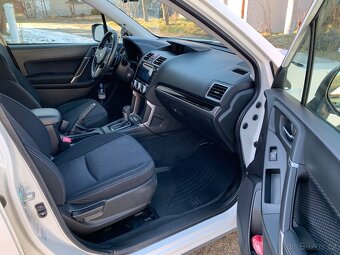 SUBARU FORESTER 2.0D Automat - 8