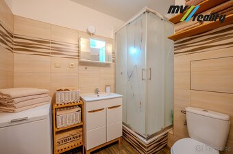 Milovice, pronájem bytu 2+1 o velikosti 46m2 se dvěma balkón - 8