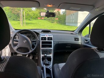 Peugeot 307 1.4 - 8