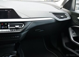 BMW Řada 2 218d TAŽNÉ LED CARPLAY 1M ČR - 8