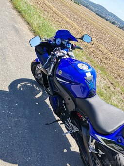Yamaha R6 - 8