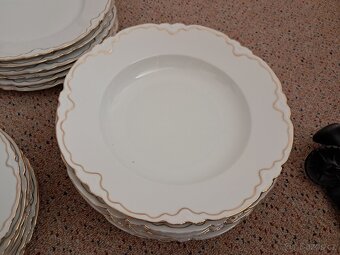 STARÝ PORCELÁNOVÝ SERVIS - MZ - ALTROHLAU - CMR - 8