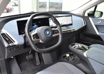 BMW iX xDrive40 326k - 8