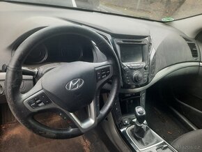 hyundai i40 kombi 2.0gdi rv2013 - 8