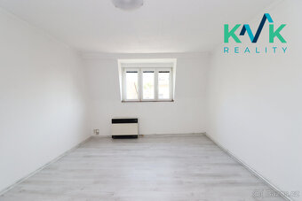 Prodej bytu 2+1, 80 m², OV, rekonstrukce, Karlovy Vary – Sok - 8