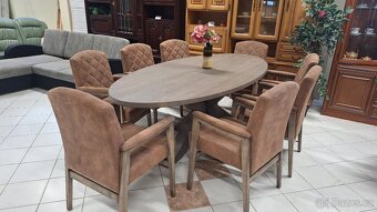 Oválný jídelní stůl + 8 křesel - 8