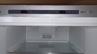 Kombinovaná chladnička Siemens KG 36EAW30 - 8