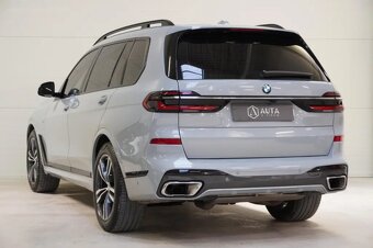 BMW X7, 40D,M-PAKET,HUD,TAŽNÉ,ČR.1.MAJ - 8