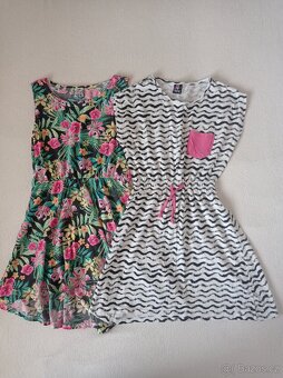 Set dívčího oblečení, vel. 122-128 - 8