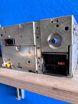 Autorádio Škoda - 8