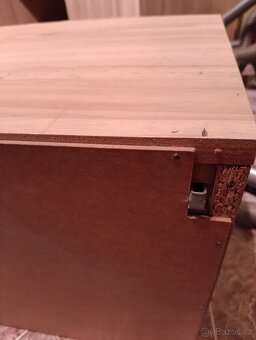 Police na stěnu - 8