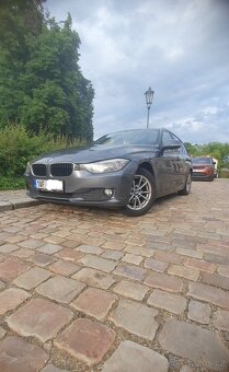 BMW 318 d - 8