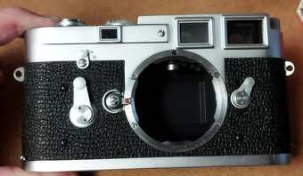 Nález ve sklepě: Leica M3 + objektivy + příslušenství (vše p - 8