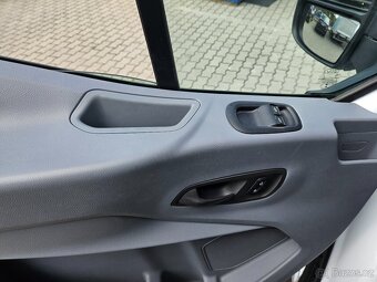 Ford Transit 2,0 TDCI 125 KW L4H3 Jumbo 6 míst - 8
