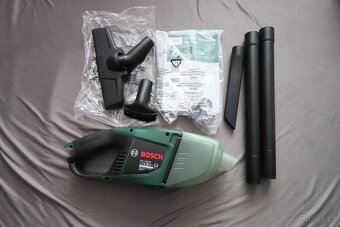 Bosh aku vysavač EasyVac 12 nové záruka+baterie 2Ah - 8