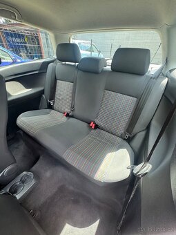 Volkswagen Pólo 1.2 - 8