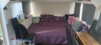 Karavan na pevné stání - 8