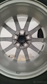 BMW X1 a X2 original sada alu kol letní - 8