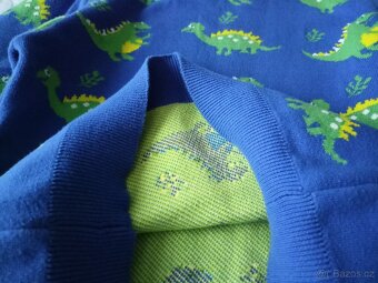 Dětský Dino svetr top stav, vel.128 - 8