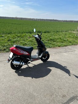 Skútr Keeway Hurricane 50 - 8