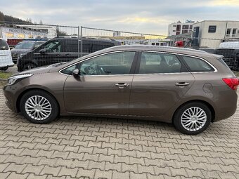 Kia Cee´d 1.6 - 8