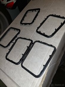 Škoda Felicia - Středový panel s díly - 8