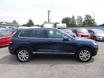 Volkswagen Touareg 3.0 TDi Confort, 176 kW, Automat, 4X4 - 8