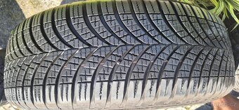 Celoroční pneumatiky Goodyear 225/60 r18 - 8