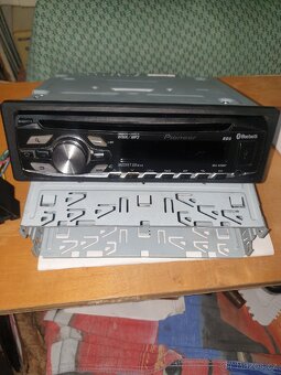 Autorádio Pioneer DEH - 4400 BT - 8
