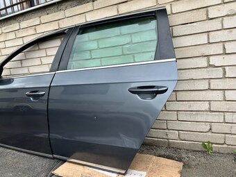 Dveře Passat B7 LK7X komplet - 8