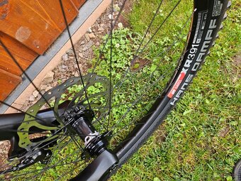 NOVÉ Qayron spyro mkII 29" - 8