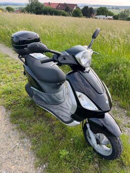 Piaggio Fly 125 - 8