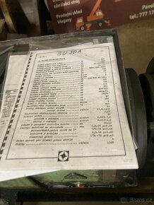 Prodám soustruh su 50 , plně funkční. naložím - 8